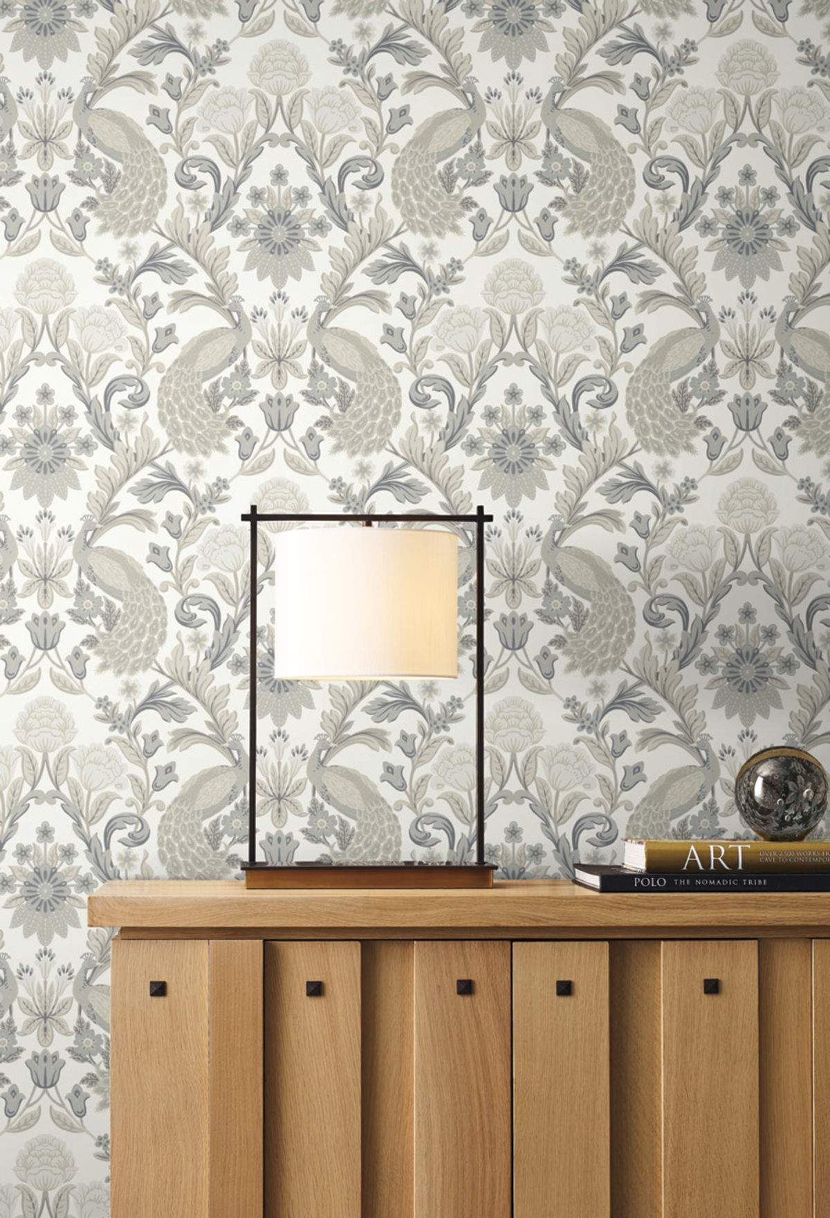 Papier peint Paon Floral Classique gris doré - Arts & Crafts d'Initiales | Réf. INI-AC9102