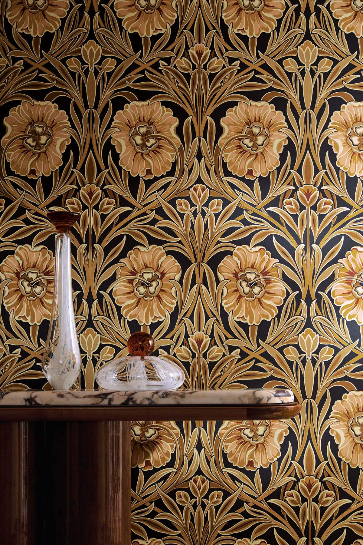Papier peint Fleurs Art Nouveau Isadora noir doré - Isadora de Casamance AMB2 | Réf. CAS-70370406