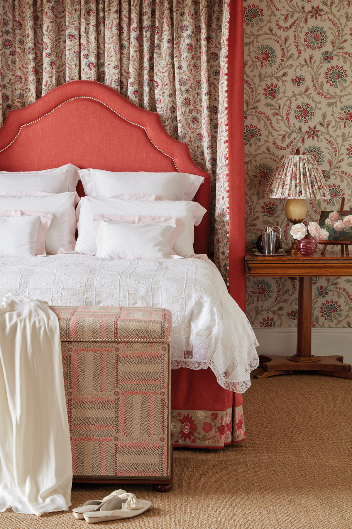 Papier peint Fleur Baroque Baville rouge - Les Indiennes de Nina Campbell | AMB Réf. OSB-NCW4351-01