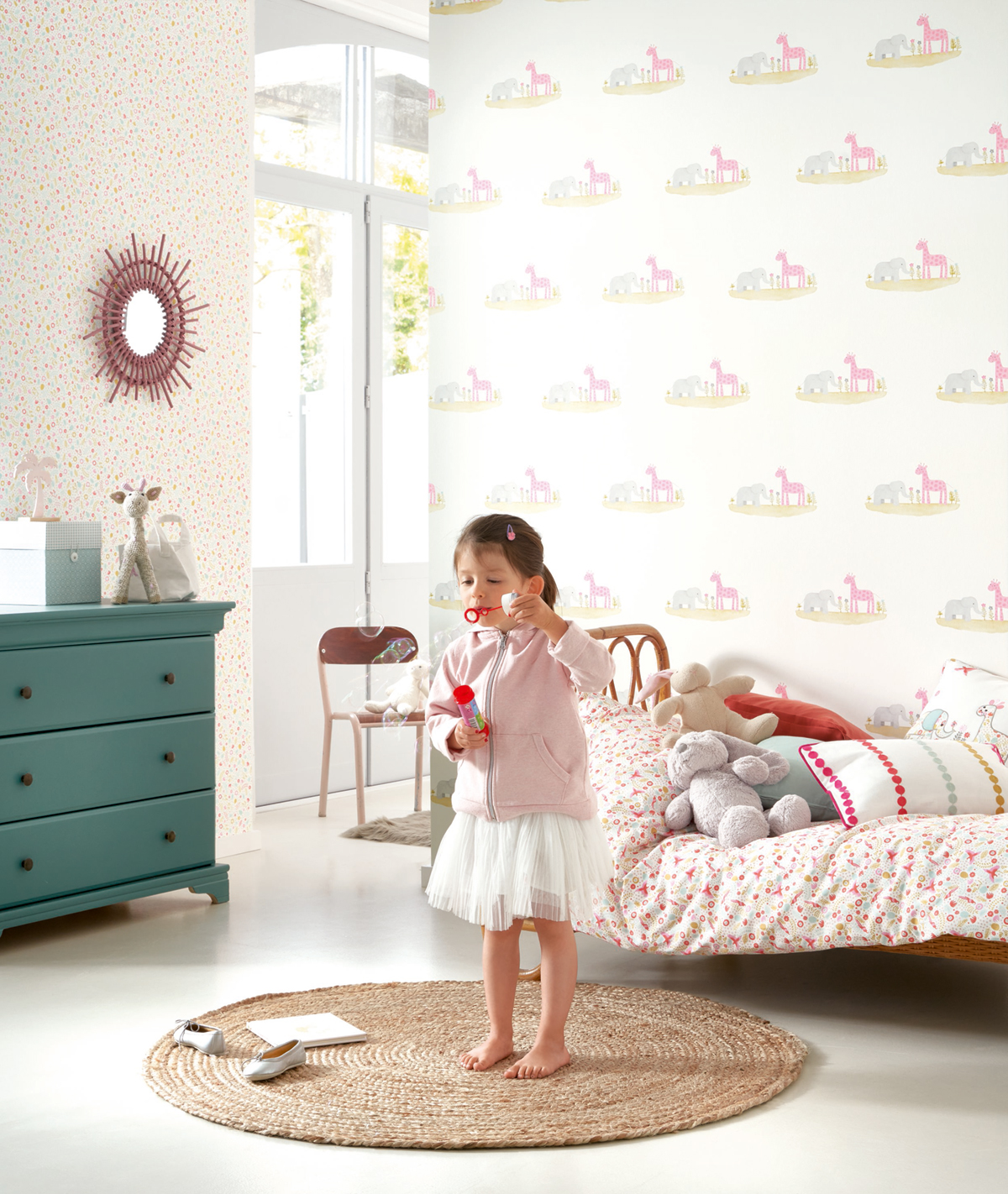 Papier peint Animaux Marius & Candice rose - Rose & Nino de Casadéco | Réf. RONI85534112