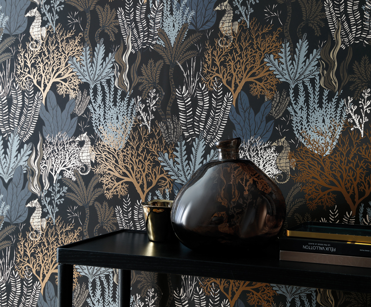 Papier peint Fond marin Posidonie noir - Orphée de Casamance | Réf. CAS-74700406