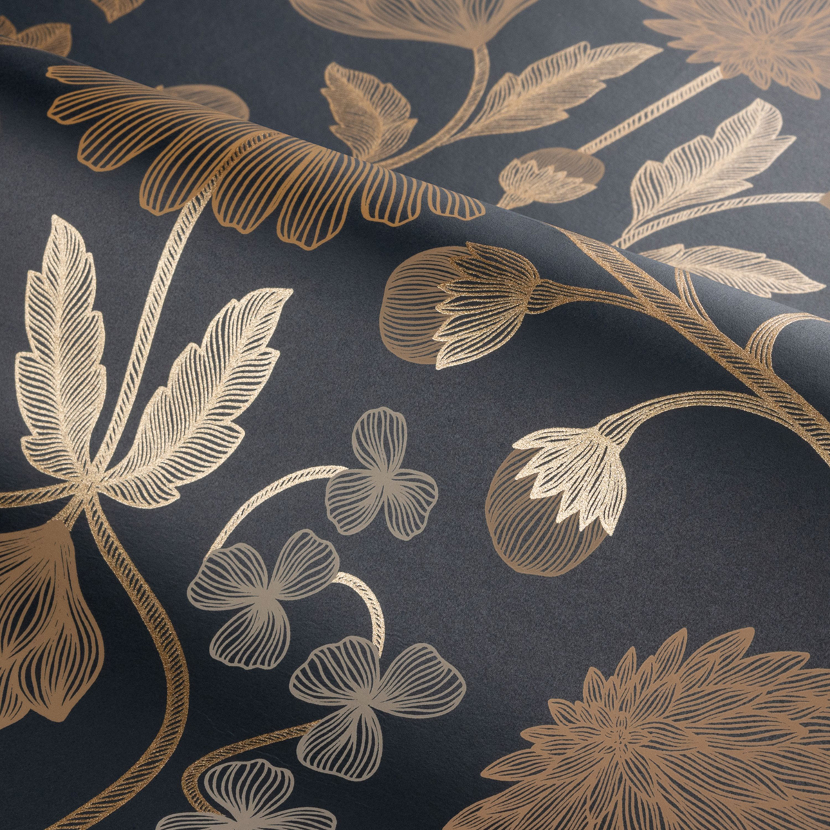 Papier peint Fleurs Champêtres Entrelacées Hippolyte noir doré - Isadora de Casamance | Réf. CAS-70450916