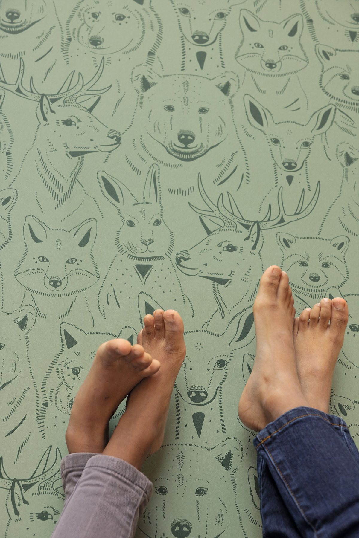 Papier peint Têtes Animaux vert - Autour du Monde de Casélio AMB2 | Réf. ADM103527270