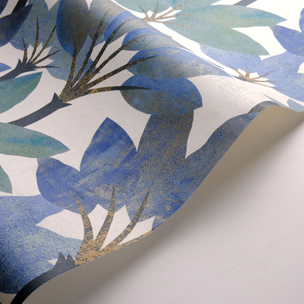 Papier peint Forêt Métallisé Babel bleu vert - Babylone de Casadéco AMB5| Réf. BBLN89716801