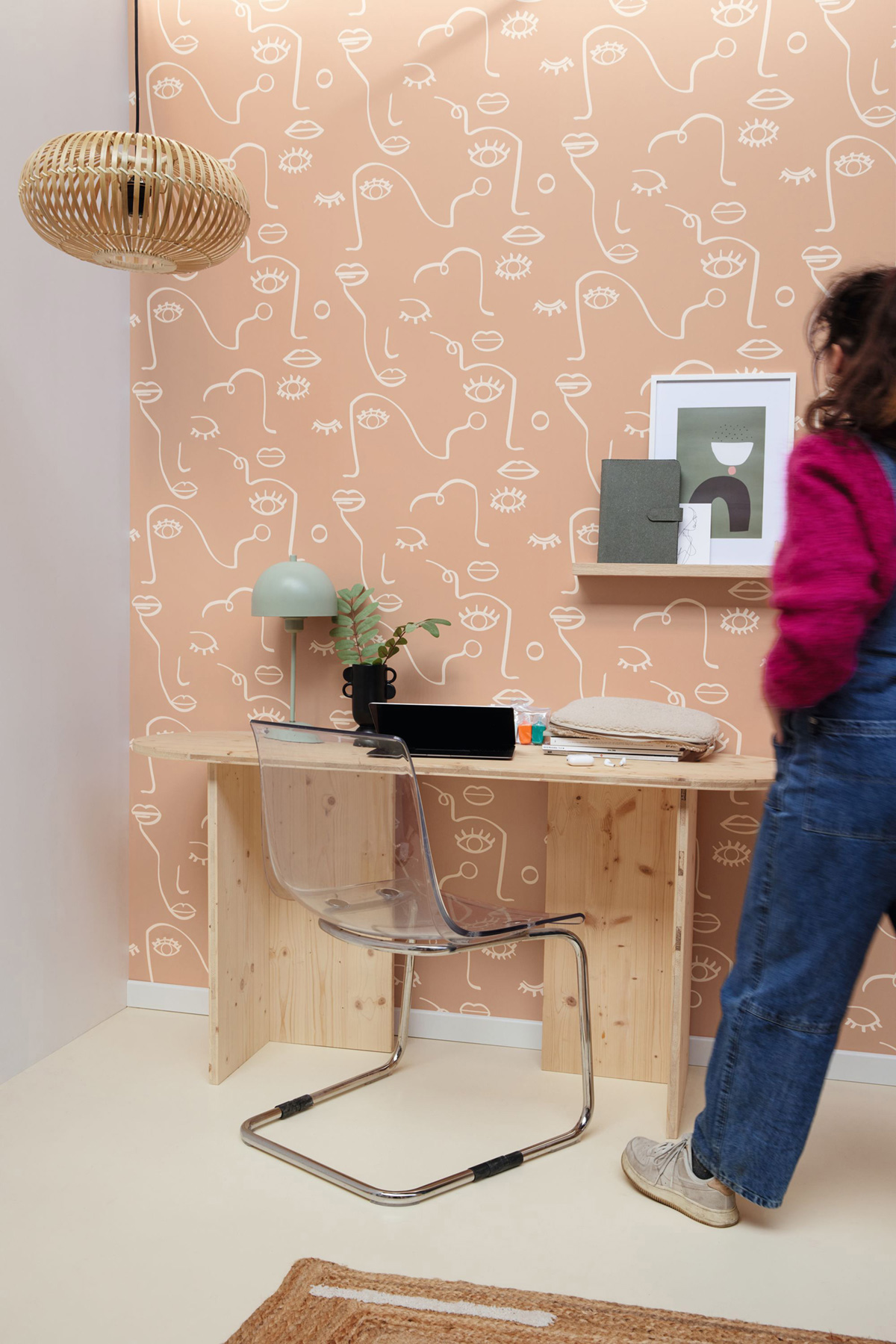 Papier peint Visage Just Smile nude - Young & Free de Casélio AMB2 | Réf. YNF103334040