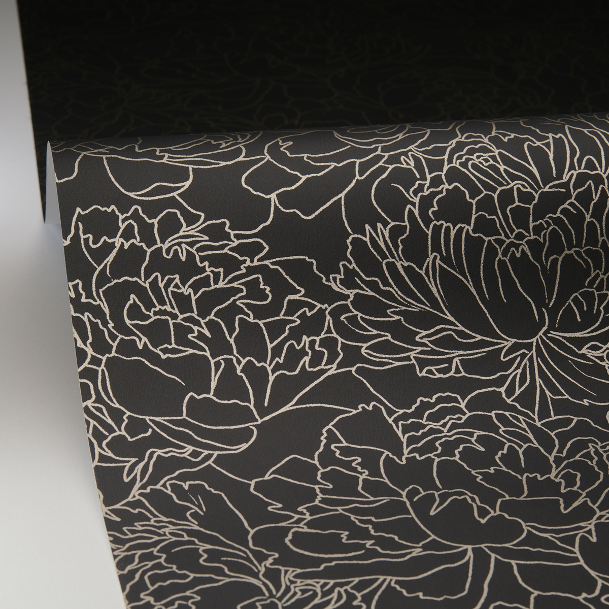 Papier peint Fleurs Graphique Glow noir doré - Light de Casélio AMB4| Réf. LIG106619021