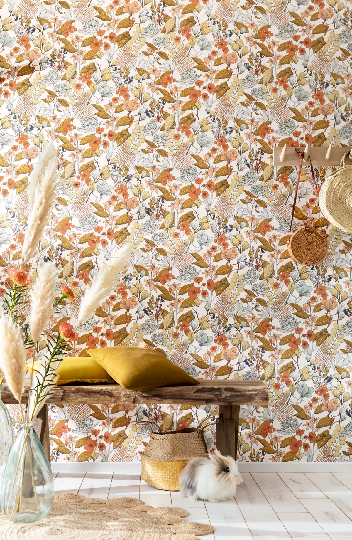 Papier peint Herbier Fleuri May ocre - Flower Power de Casélio | Réf. FLP101857241