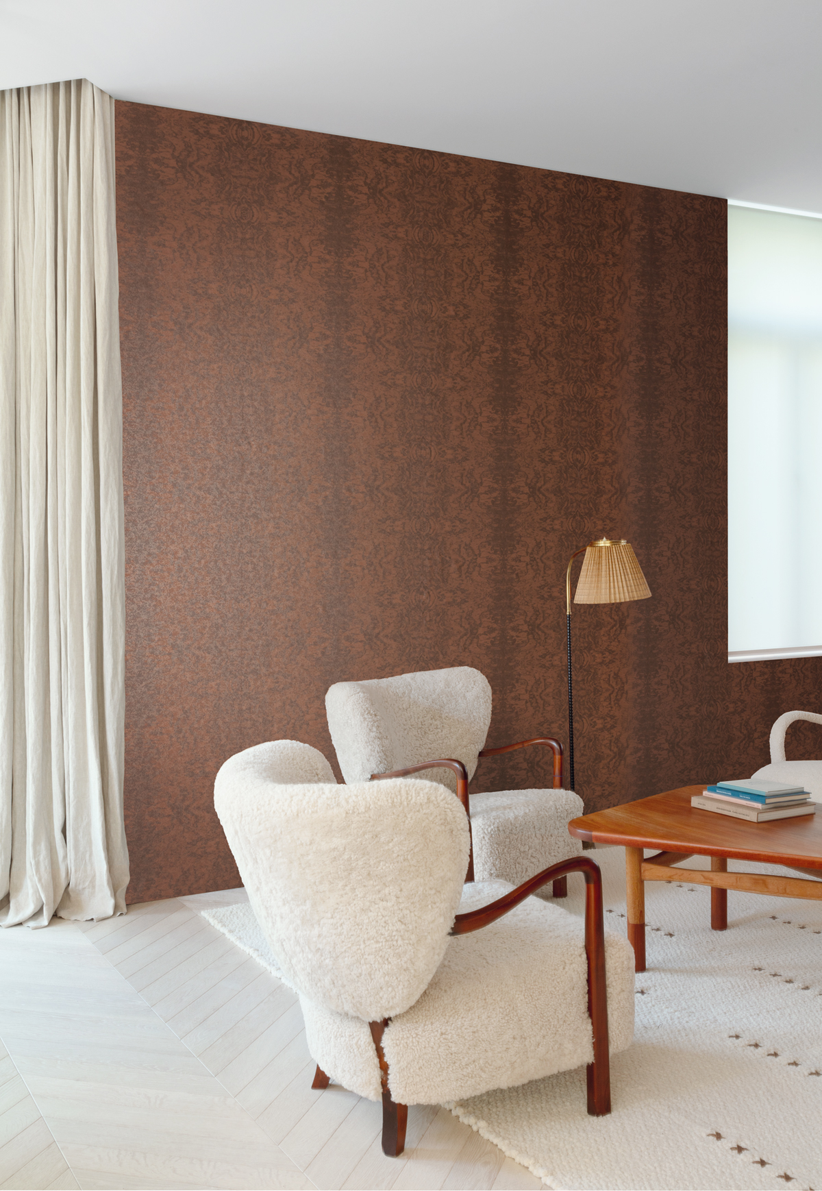 Papier peint Moiré Bois Cumaru brun rouille irisé - Amazone de Masureel | Réf. MAS-ZON405