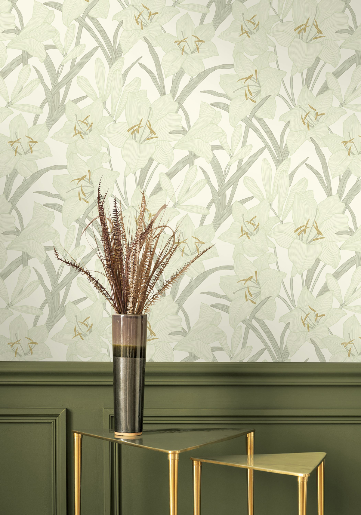 Papier peint Fleur Clair de Lys vert amande - Le Beau Jardin de Casadéco AMB2 | Réf. BJAR202587015