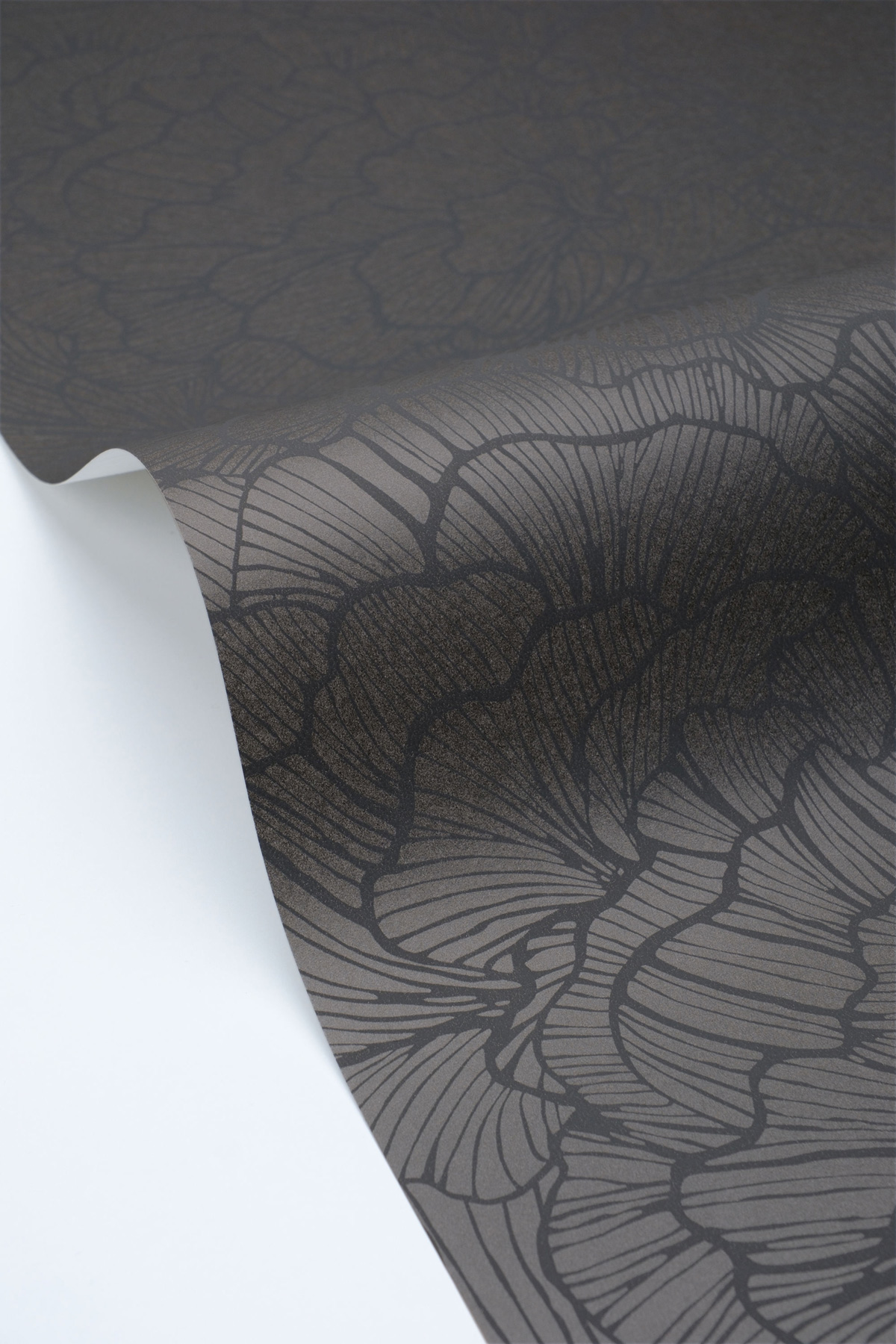 Papier peint Fleur Delicate Petals noir nacré - Moonlight 3 de Casélio ZOOM | Réf. MNL3107089957