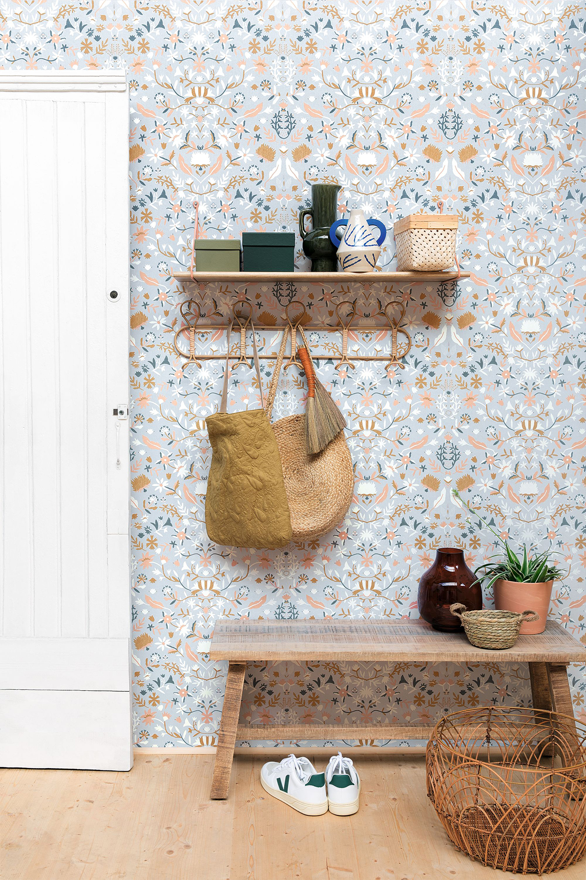 Papier peint Fleur Alizée Liberty bleu - Bohème de Casélio | AMB Réf. BOM103196404