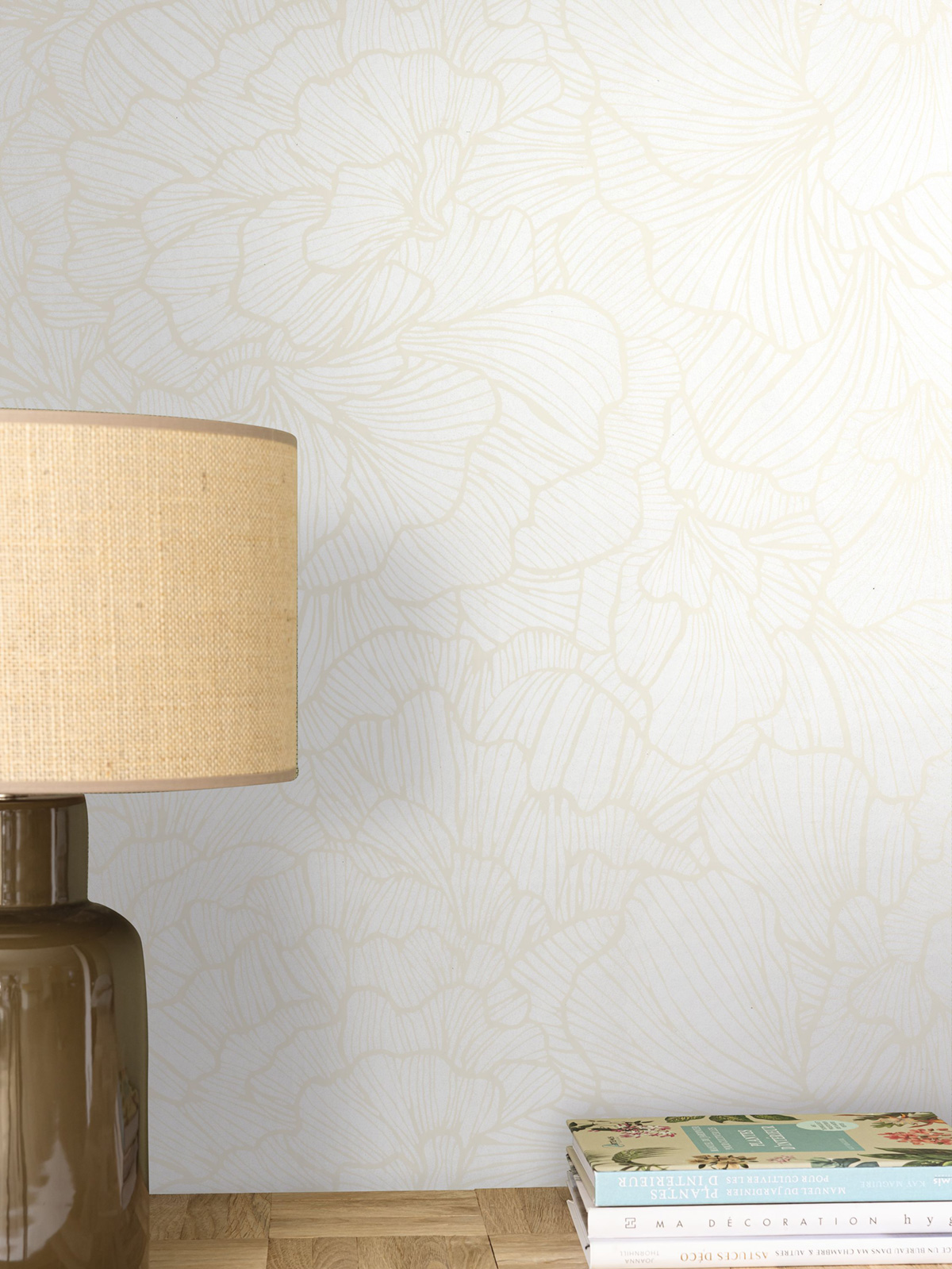 Papier peint Fleur Delicate Petals blanc nacré - Moonlight 3 de Casélio | Réf. MNL3107080063