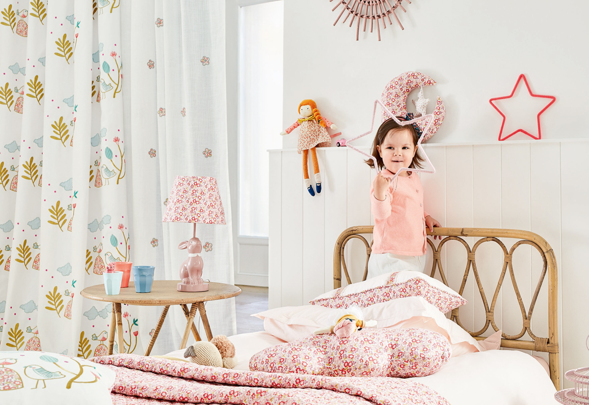 Tissu Voilage Fleurs Gentille blanc rose - Rose et Nino de Camengo | Réf. CAM-45580127