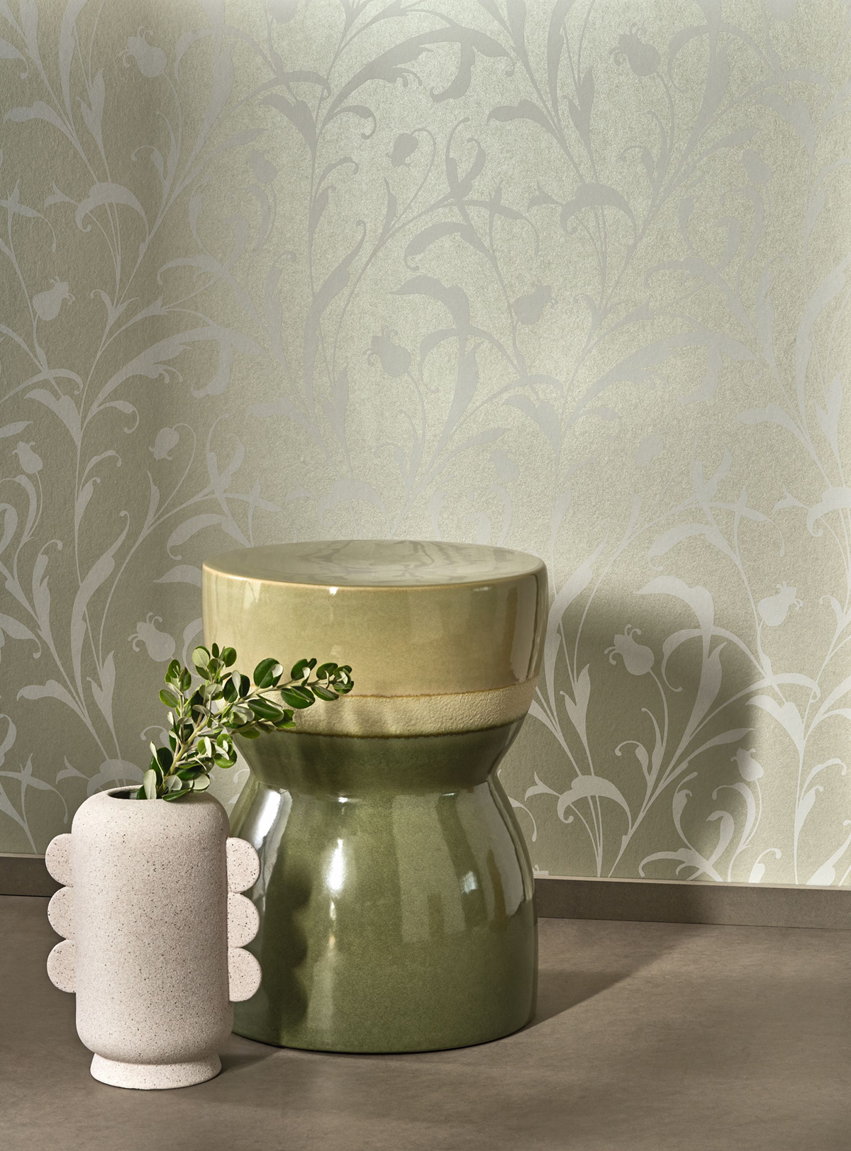 Papier peint Feuillages Arabesques Opaline vert amande nacré - Elixir de Casadéco AMB1 | Réf. EXIR202007129