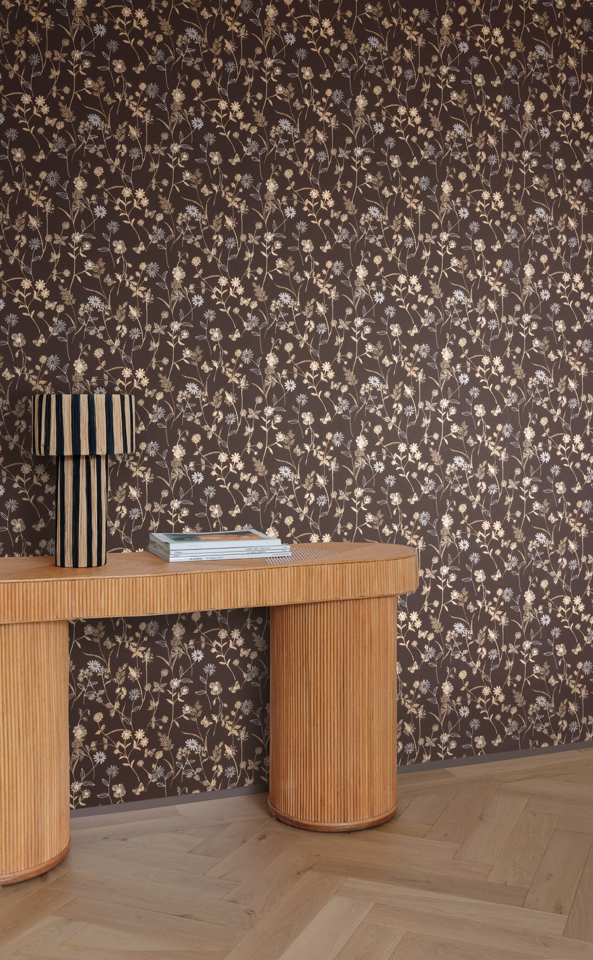 Papier peint Fleurs Elysium noir irisé - Amazone de Masureel | Réf. MAS-ZON105