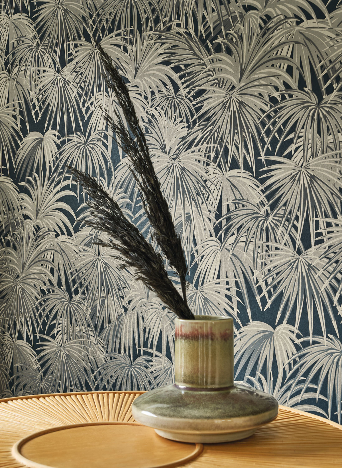 Papier peint Palmier Charleston kaki bleu paon - Twenties de Casadéco AMB2 | Réf. TWNT88657407
