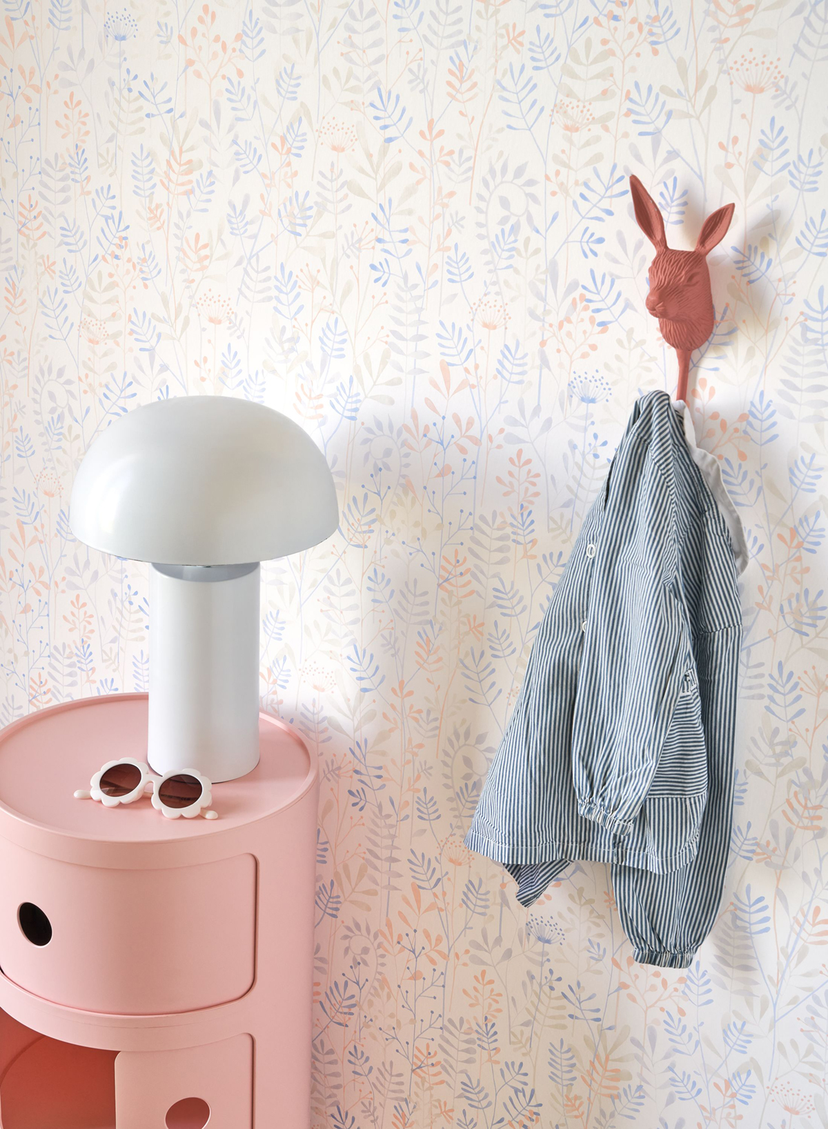 Papier peint Feuillage Enfantin bleu rose - Once Upon A Time de Casadéco | Réf. OUAT88326782