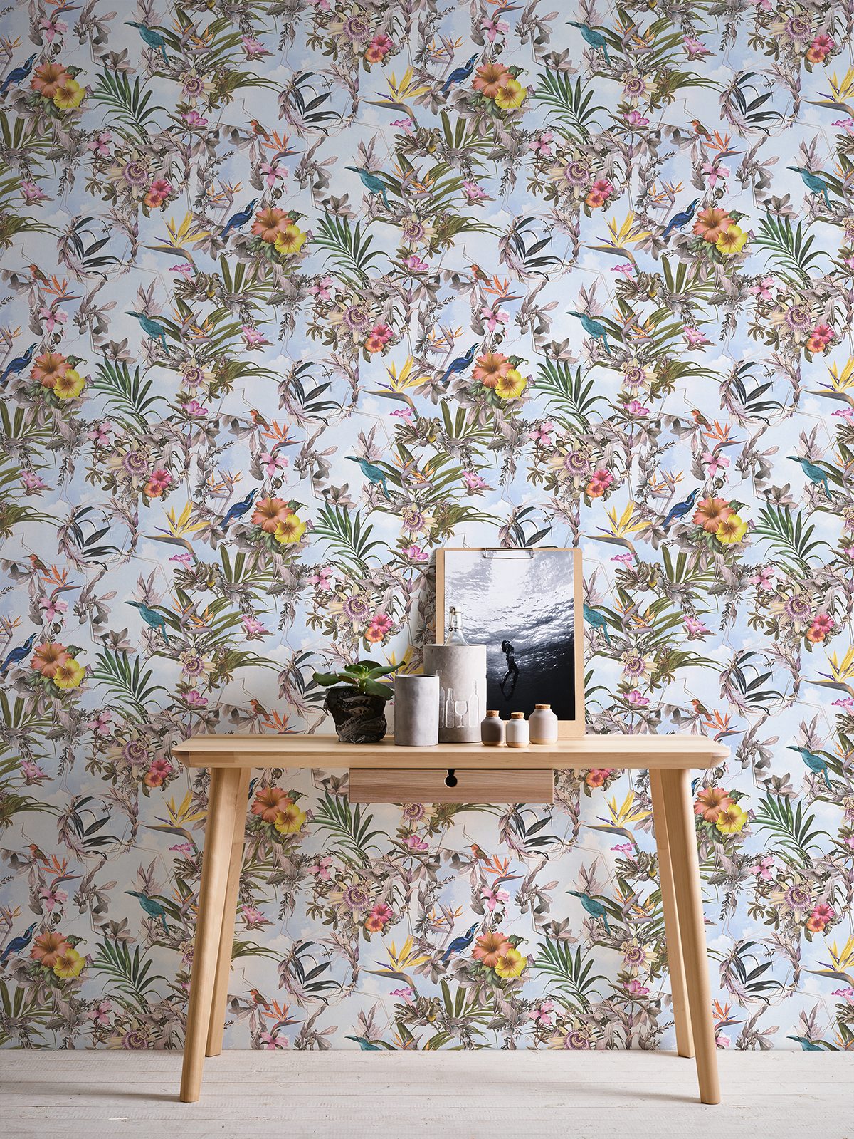 Papier peint Oiseau du Paradis bleu ciel - Dream Flowery de Architects Paper | Réf. 38178-4