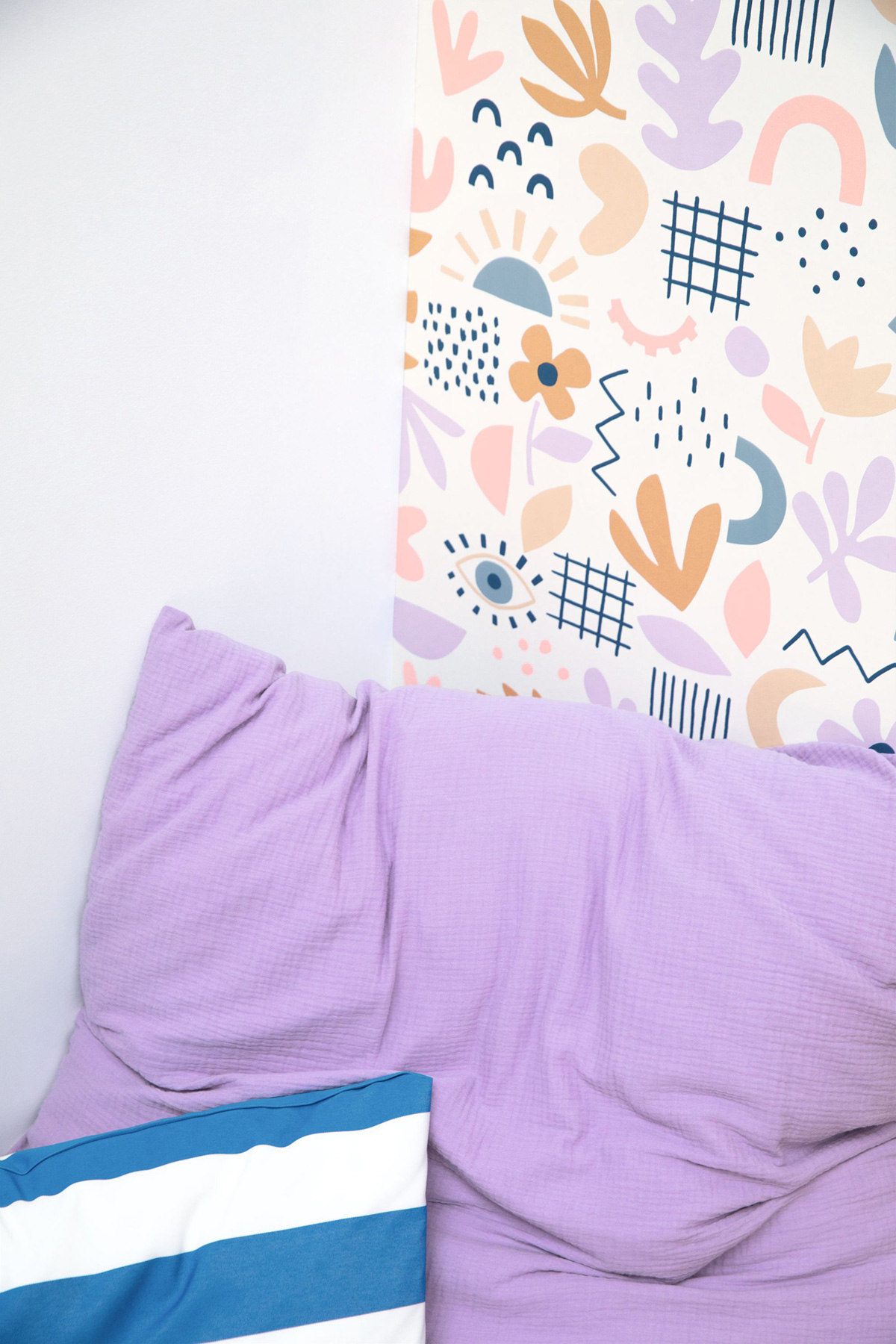 Papier peint Forme Feel Good violet - Young & Free de Casélio | Réf. YNF103284022