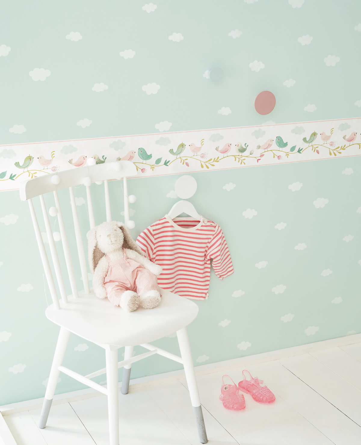 Papier peint Nuage Enfantin vert d'eau - Rose & Nino de Casadéco | Réf. RONI29756549