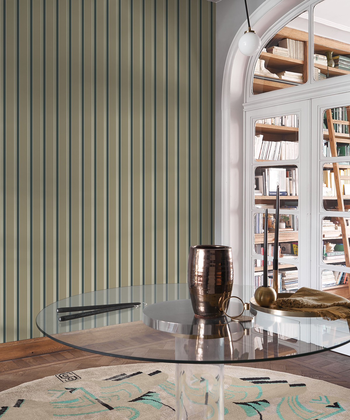Papier peint Rayure Country Club kaki irisé - Derby de Casadéco | Réf. DERB89327850