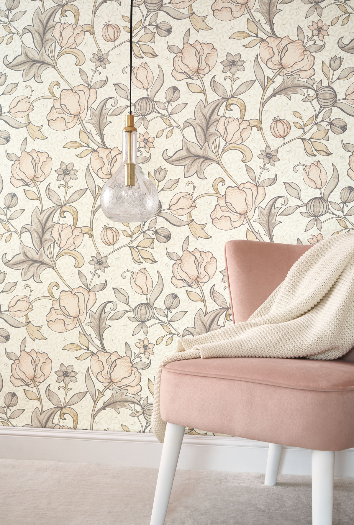 Papier peint Vintage Fleuri Isabella rose poudré - Arts & Crafts de Casadéco AMB2 | Réf. ARCR86344120