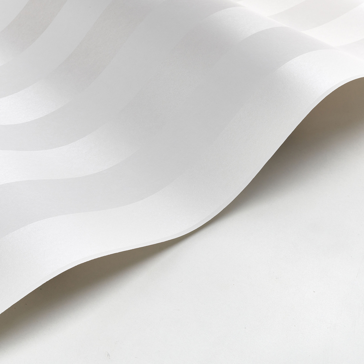 Papier peint Rayures Olympe nacré - Les Rayures de Casadéco | Réf. RAYS87430257