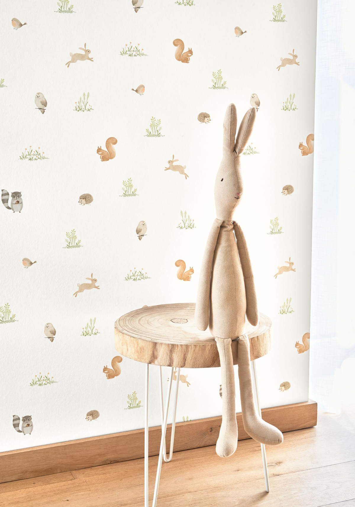 Papier peint Petits Animaux Companions vert amande - Once Upon A Time de Casadéco AMB2 | Réf. OUAT88257024