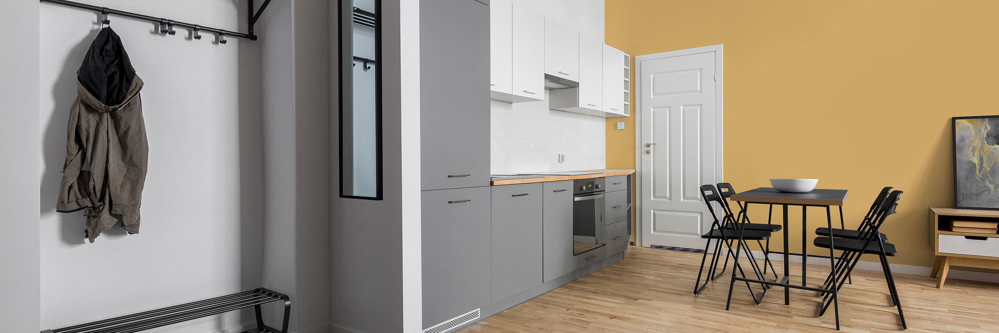 Image d'un pot de 1 litre de peinture Puro jaune sunny yellow - c8004