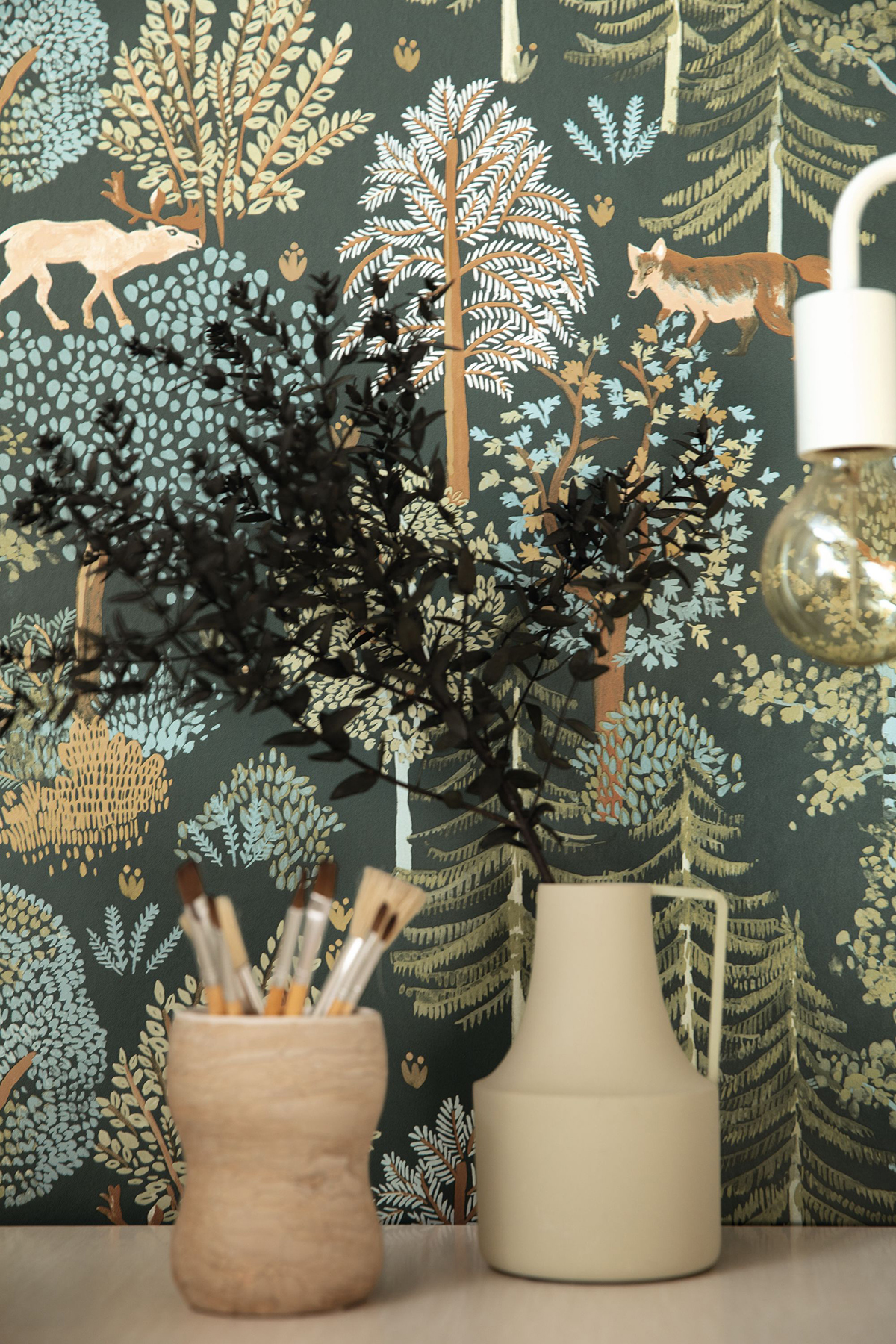 Papier peint Renard en Forêt Vert - La Forêt de Casélio | Réf. FRT102937726