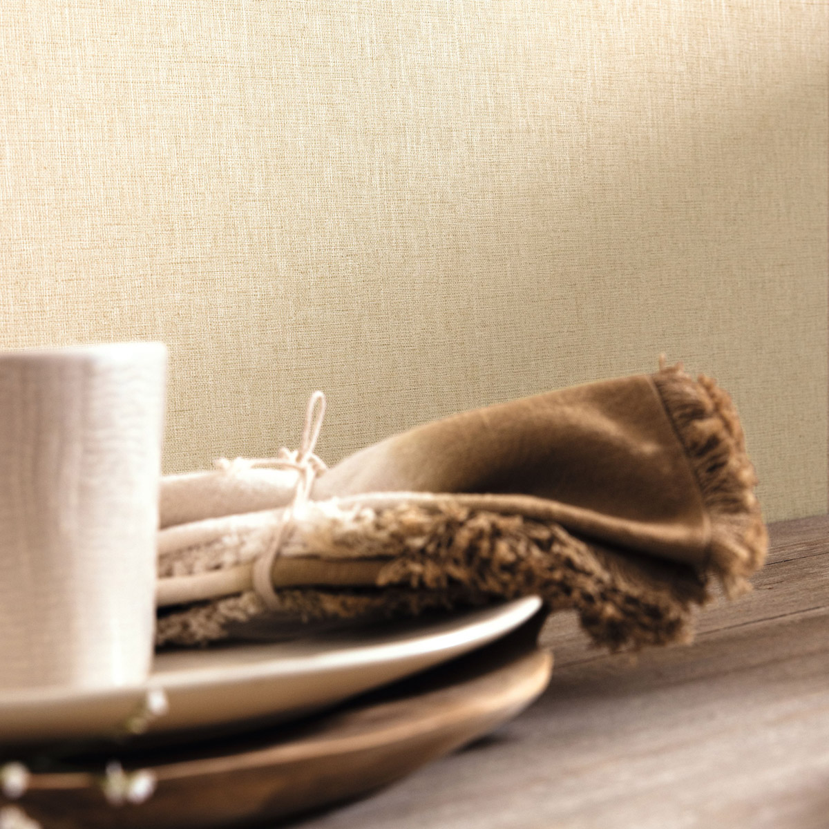 Papier peint Faux Uni Tissage camomille - Line Up de Casélio | Réf. LNP103221619