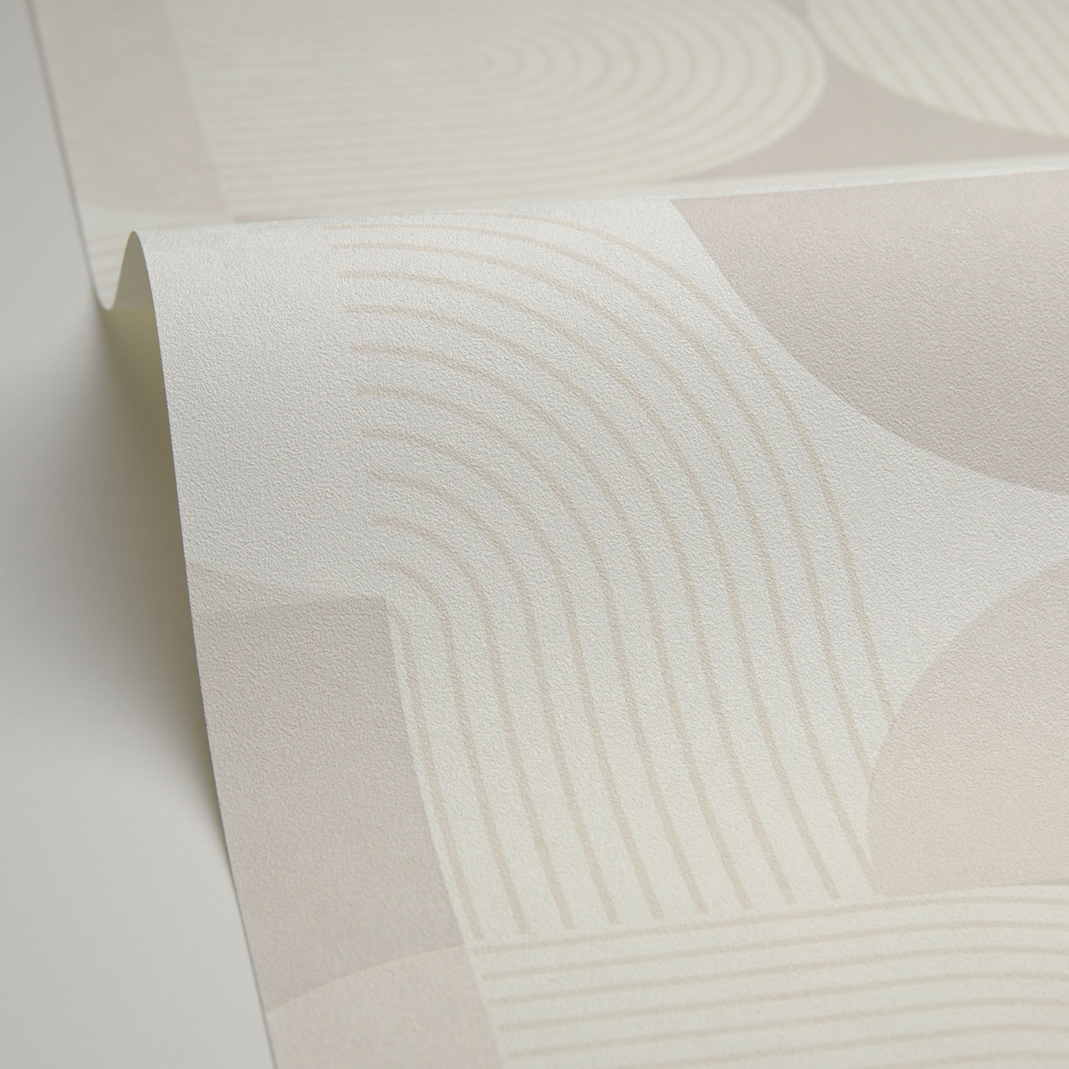 Papier peint Graphique Amplitude gris souris - Graphic de Casélio AMBV | Réf. GPC105500901