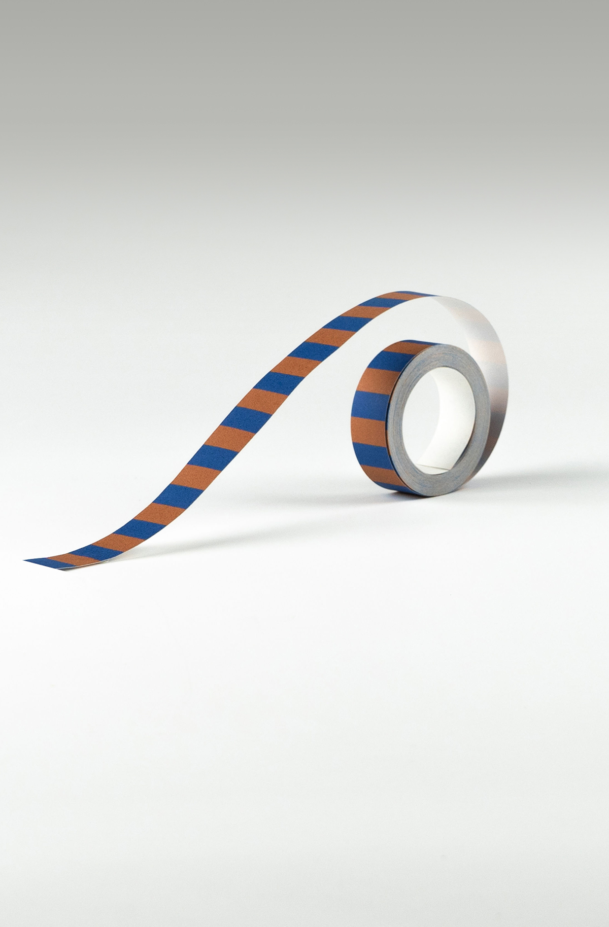 Galon Pointillé Rétro terracotta bleu - Galons et Frises de Casadéco | Réf. GAFR200476273