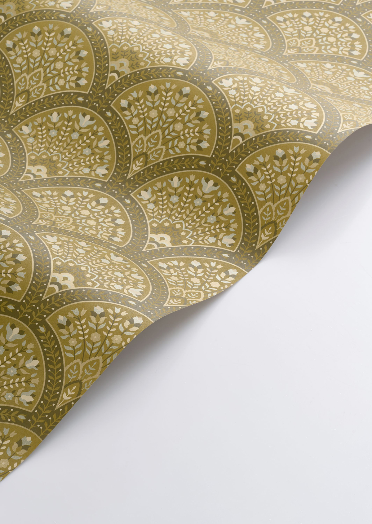 Papier peint Art Déco Wallace jaune moutarde irisé - Heritage de Casadéco AMBV | Réf. HETA201192510