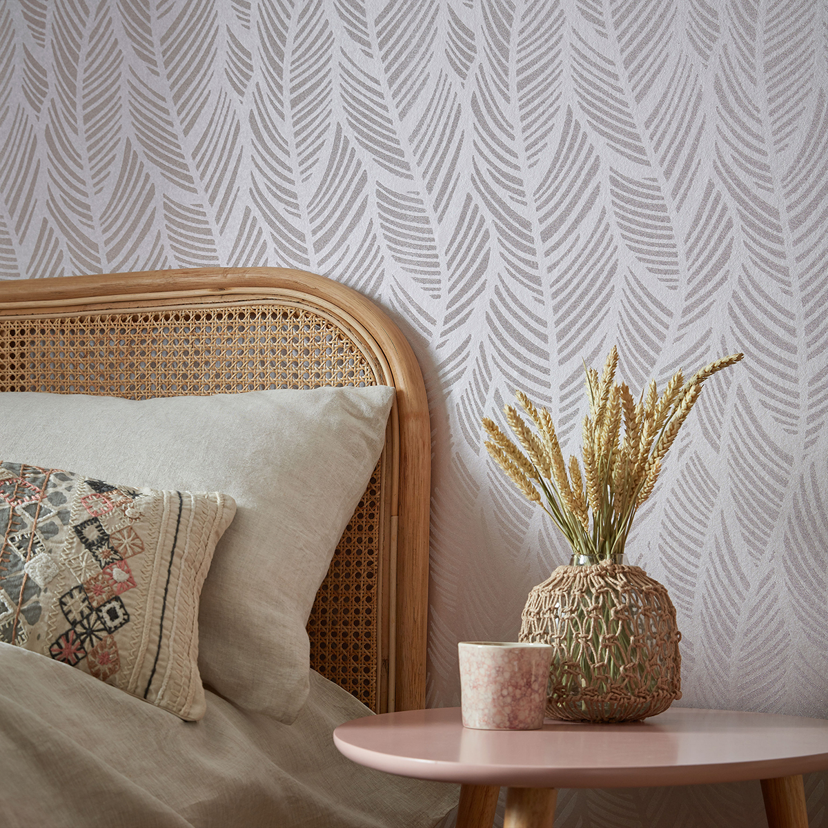 Papier peint Palme Perlée gris rosé irisé - Willow d'Initiales | Réf. INI-00814904