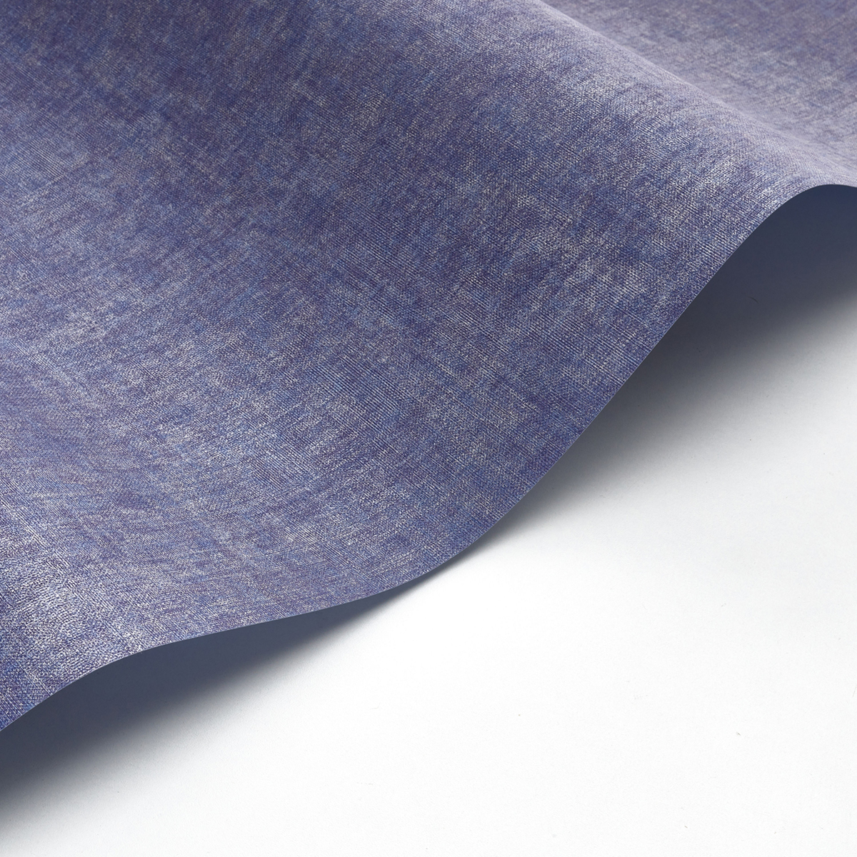 Papier peint Faux Uni Sloane Square bleu et doré - Vienne de Casadéco | Réf. VIEN81925557