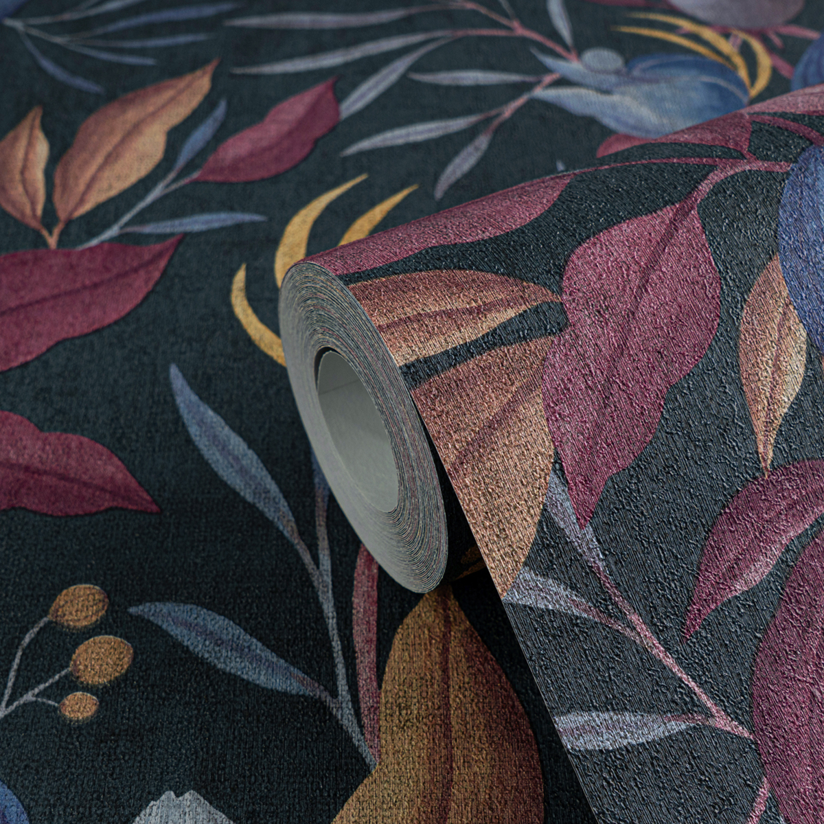 Papier peint Floral Still Bloom pétrole - Cosmoliving d'A.S. Création ZOOM | Réf. AS-790623