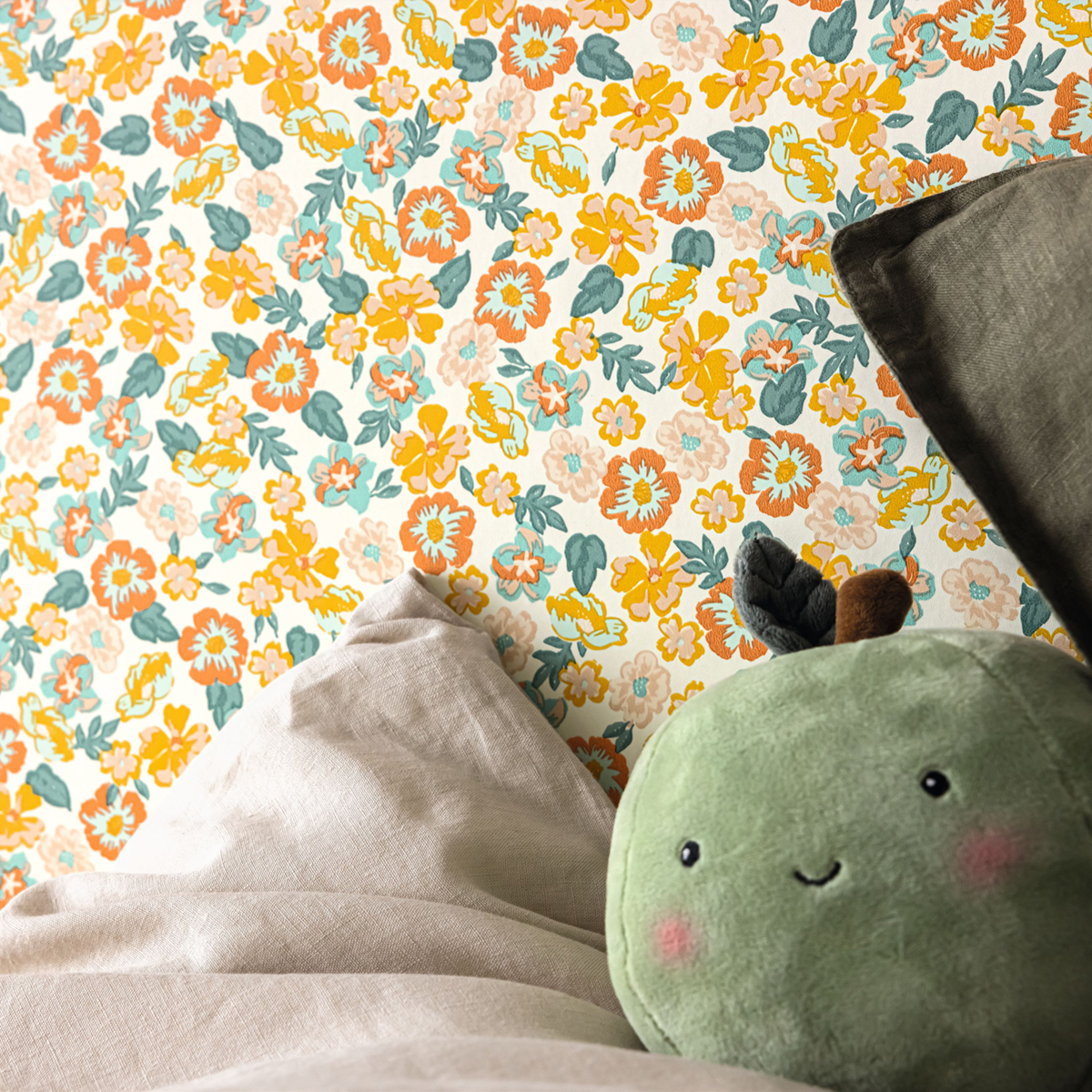 Papier peint Fleur Liberty Funny multicouleurs - Happy Therapy de Casélio AMB2 | Réf. HTH104100231