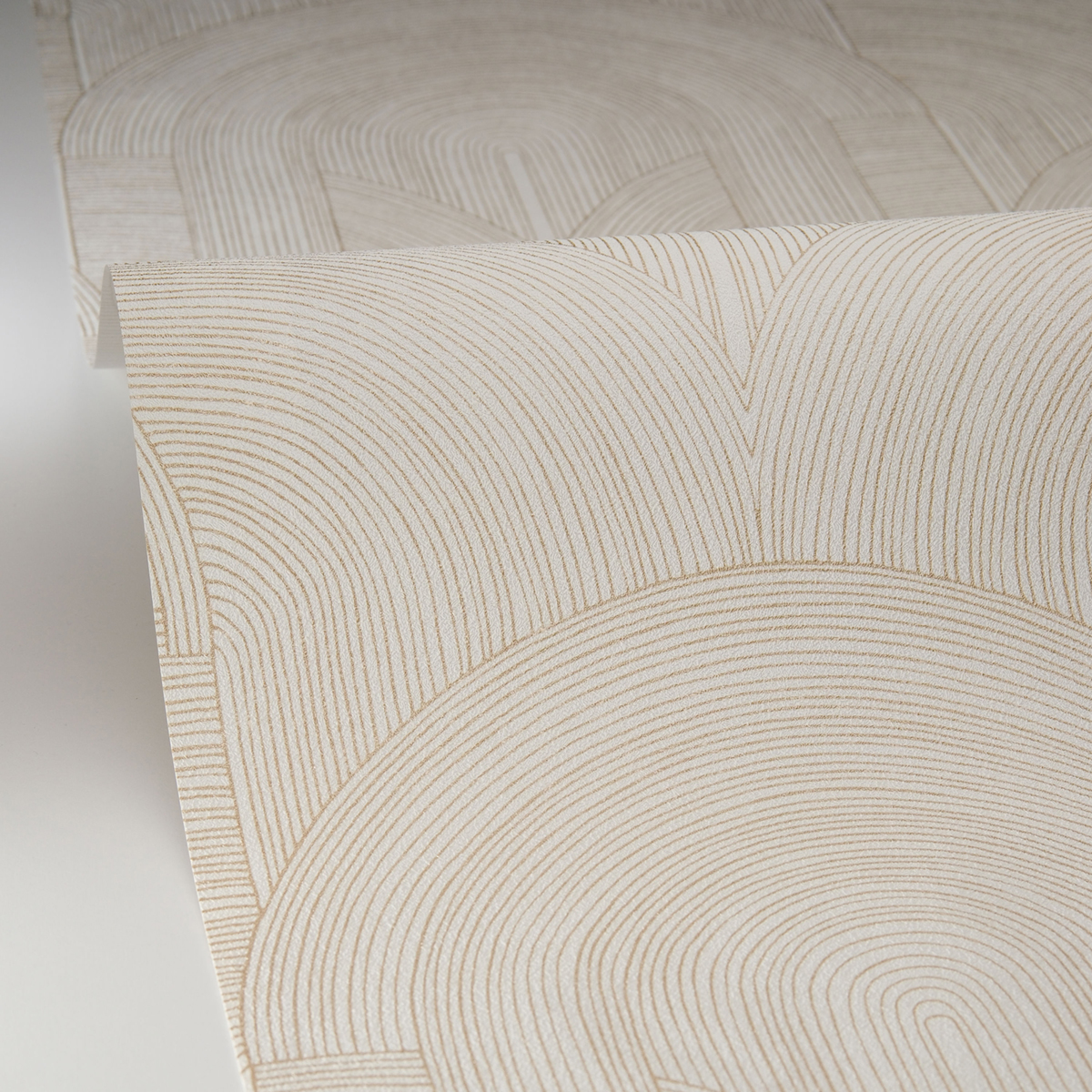 Papier peint Arche Graphique Delicacy blanc doré - Light de Casélio AMB4| Réf. LIG106560020