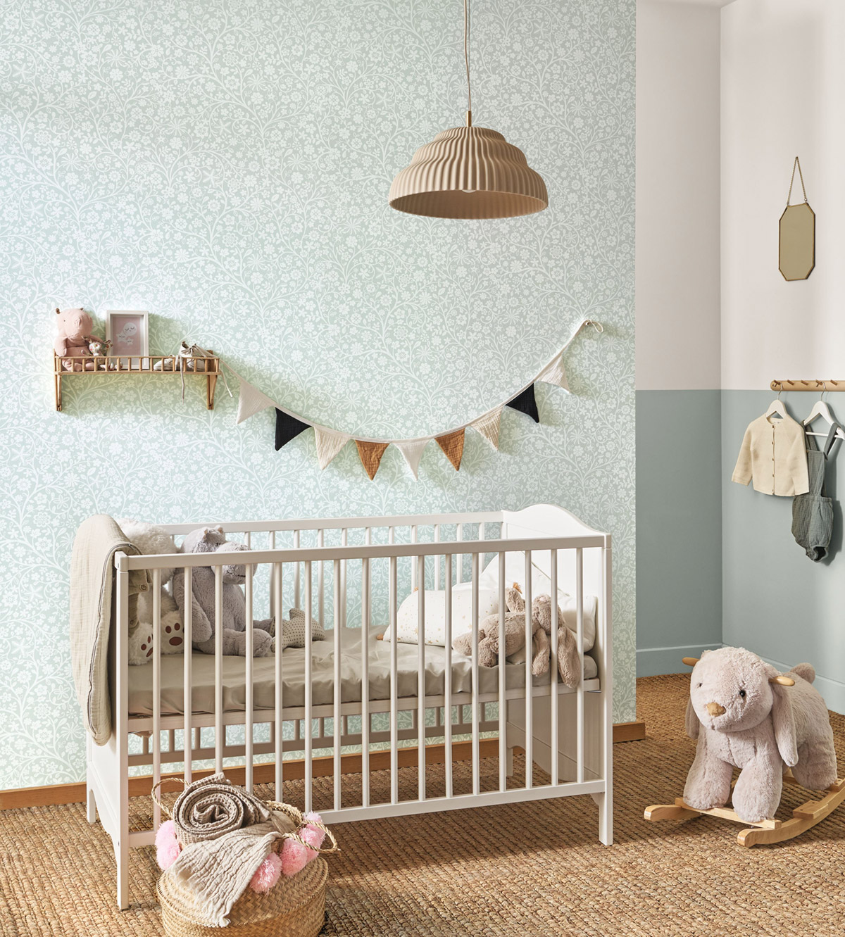 Papier peint Fleur Graphique Poetic Flowers bleu doux - Once Upon A Time 2 de Casadéco | Réf. OUTD200836442