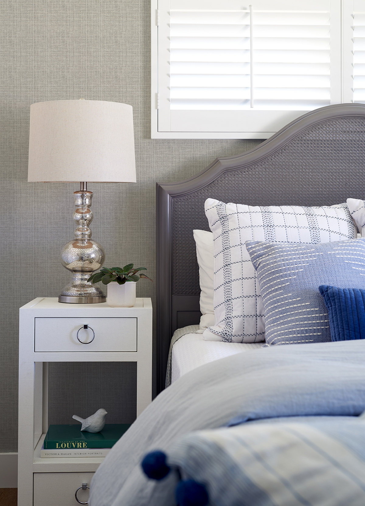 Papier peint Faux Uni Moucheté Kantera gris perle - Delicatesse de Lutèce | Réf. LTC-FD26836