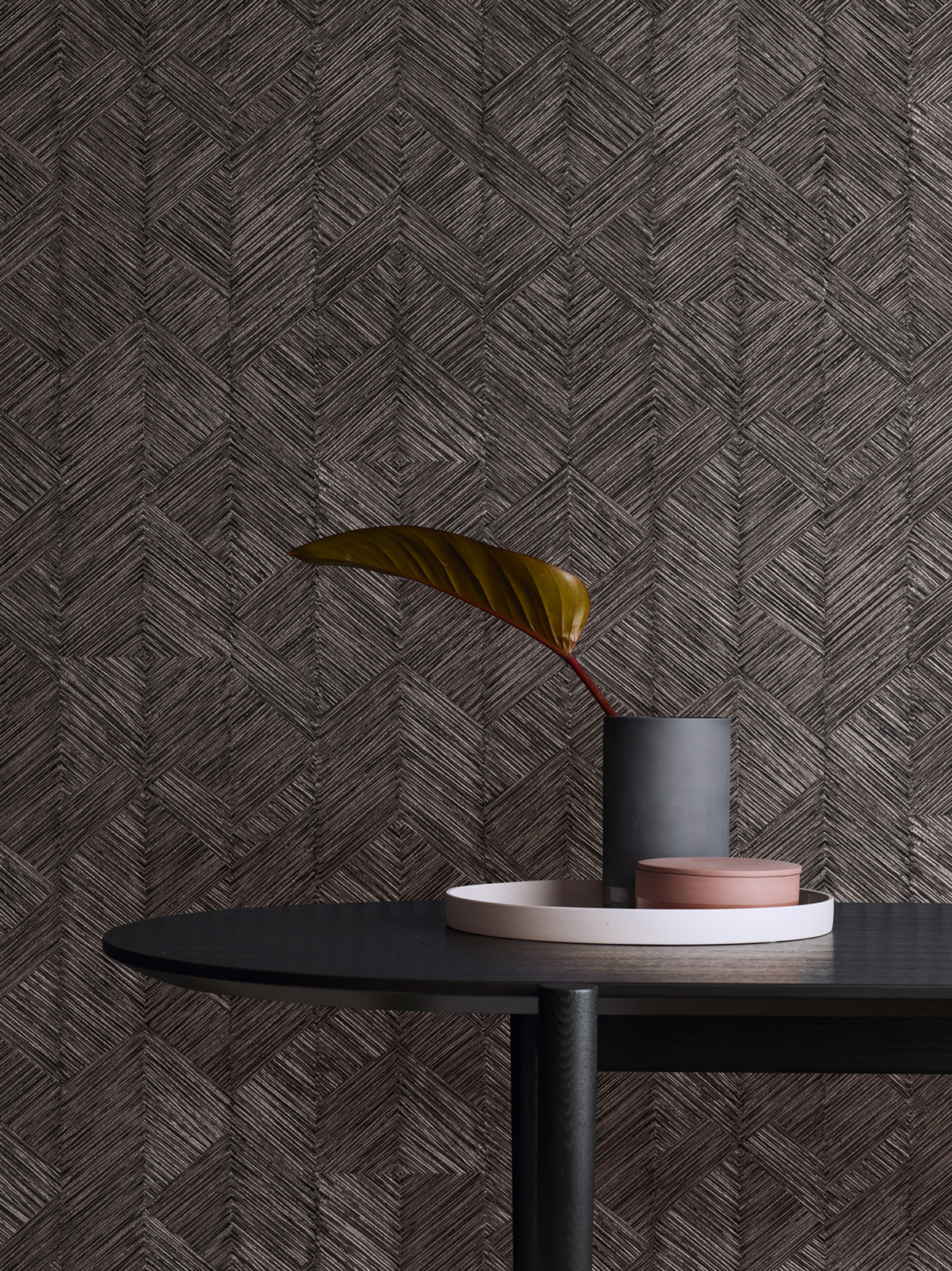 Papier peint Bois Enitan brun irisé - The Texture Book de Masureel | Réf. MAS-TRI102