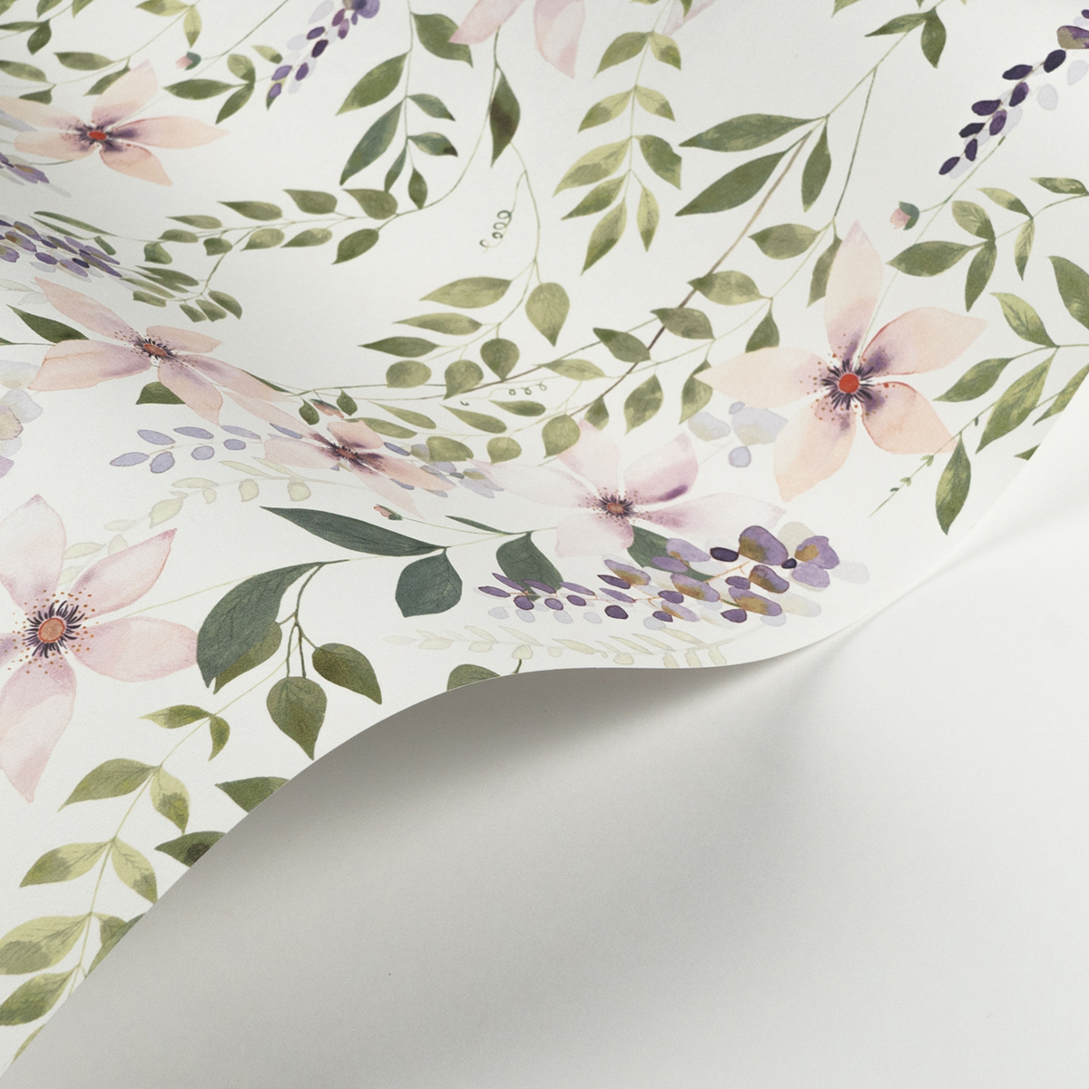 Papier peint Fleur Glycine Wisteria violet vert gazon - Soliflore de Casadéco AMBV | Réf. SOLI200305665