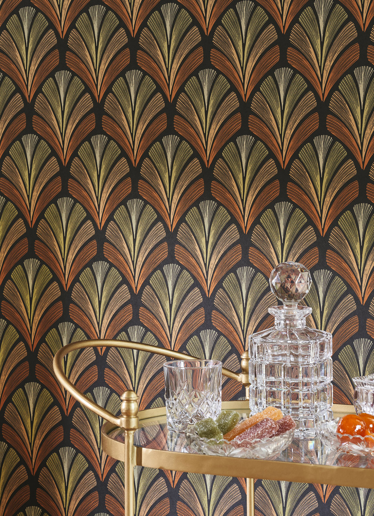 Papier peint Palme Art Déco Folies St James terracotta irisé - Années Folles de Casadéco AMB2 | Réf. ANFO201053215