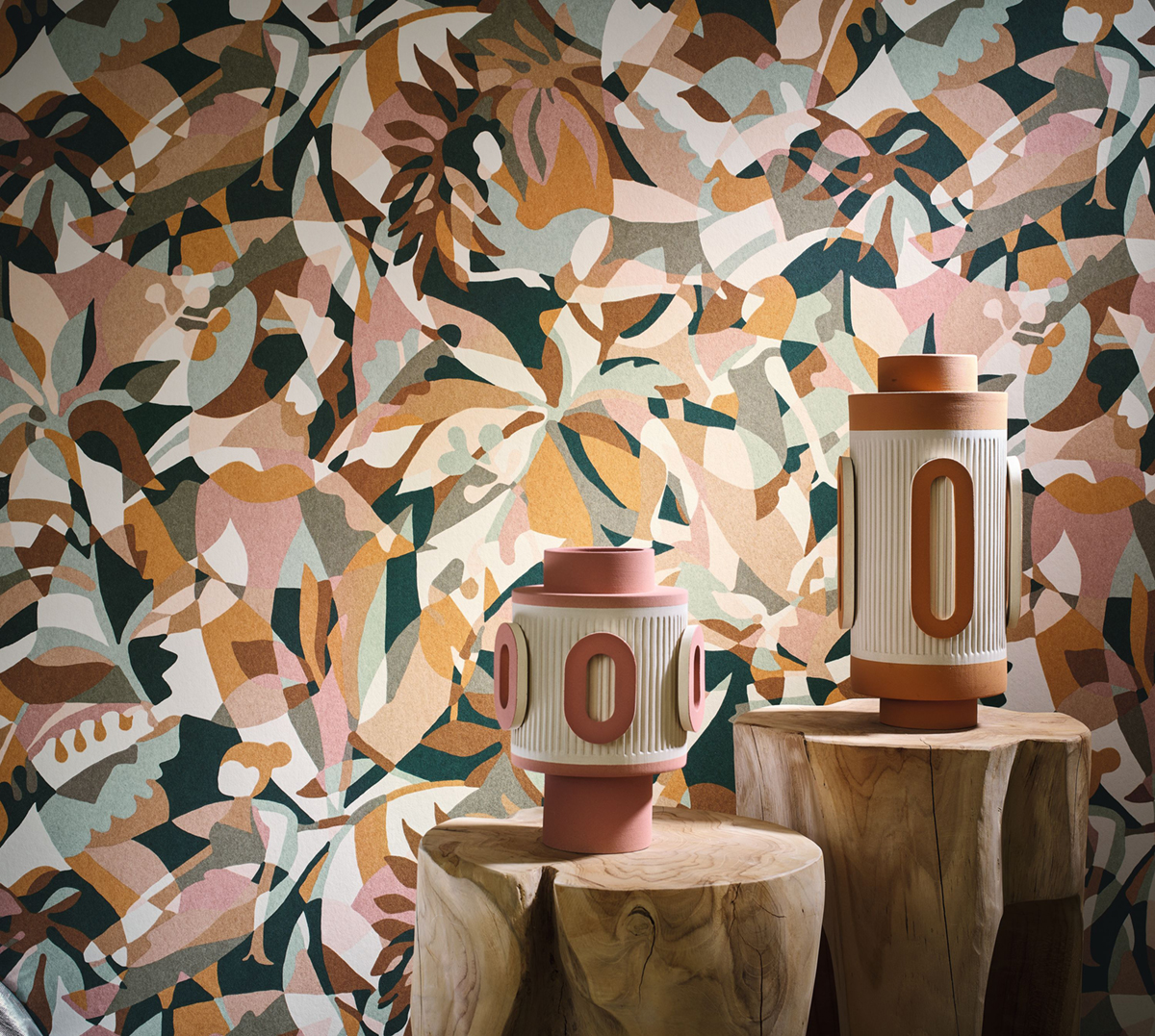 Papier peint Femme Abstrait Plongeon céladon marron - L'Ile aux Oiseaux de Casamance AMB3 | Réf. CAS-75880712