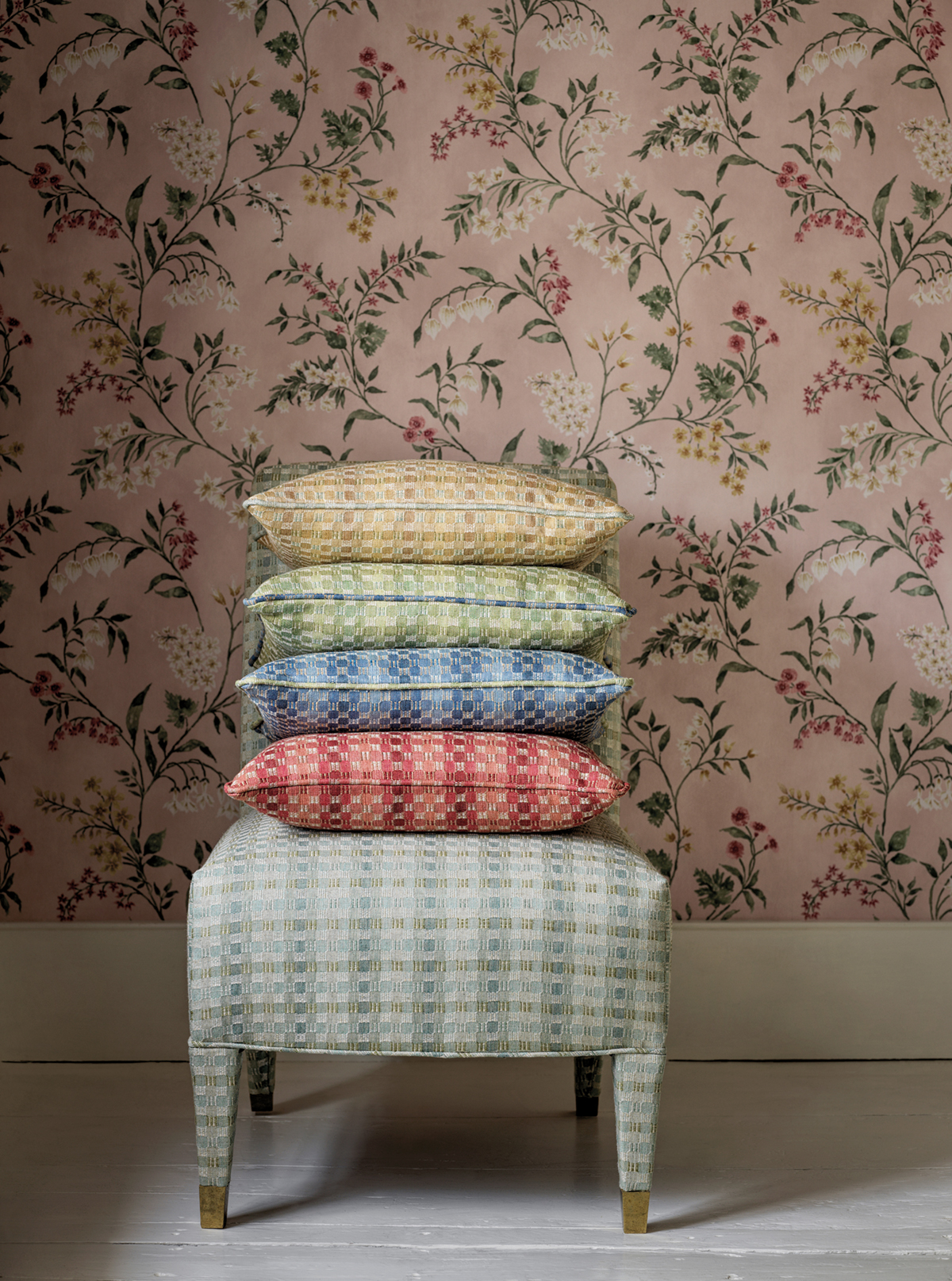 Papier peint Fleurs Almora rose - Signature de Nina Campbell AMB2 | Réf. OSB-NCW4491-01