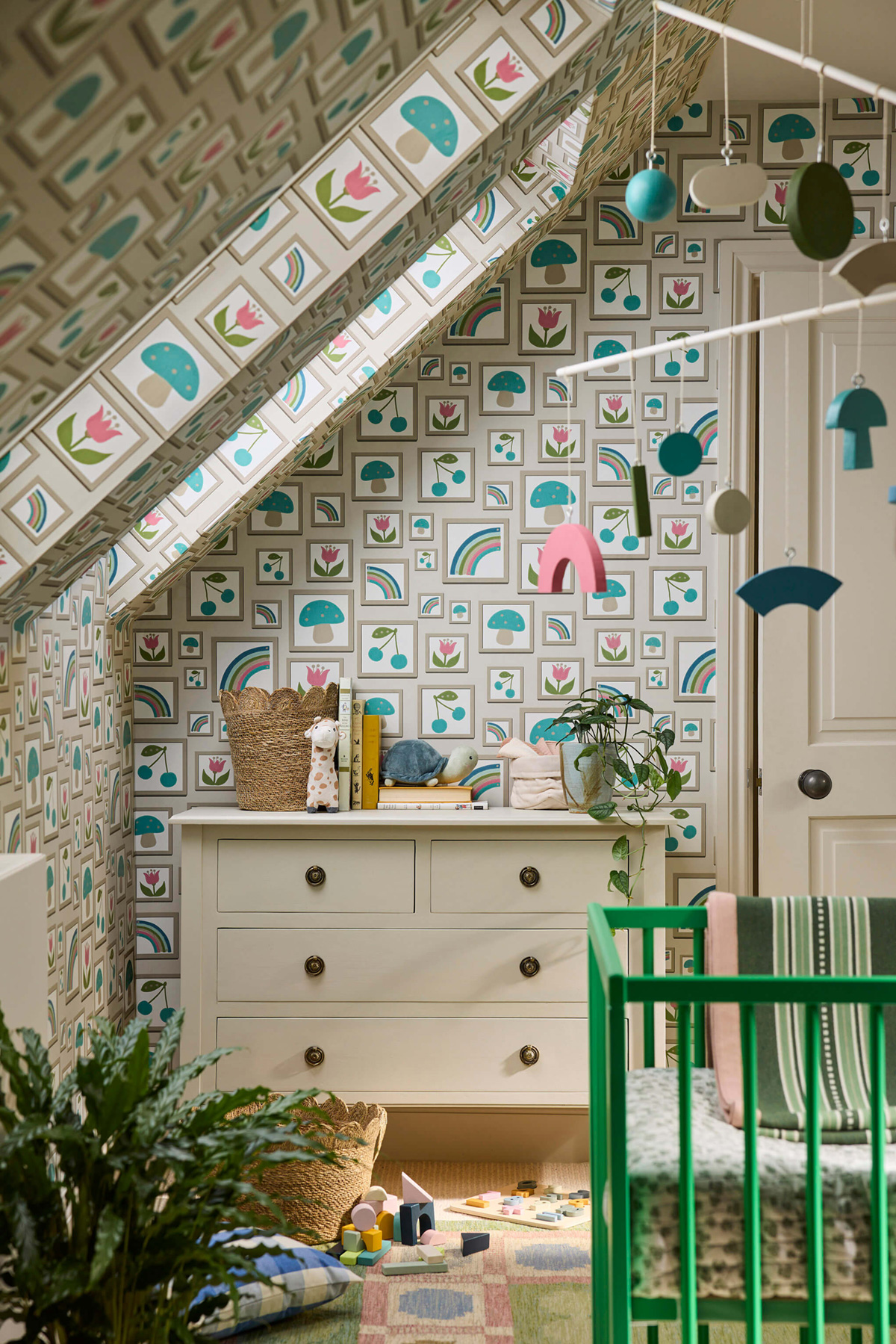 Papier peint Cadre Enfant Balance Portland Stone - Storybook Papers de Little Greene | Réf. 0231BAPORTL