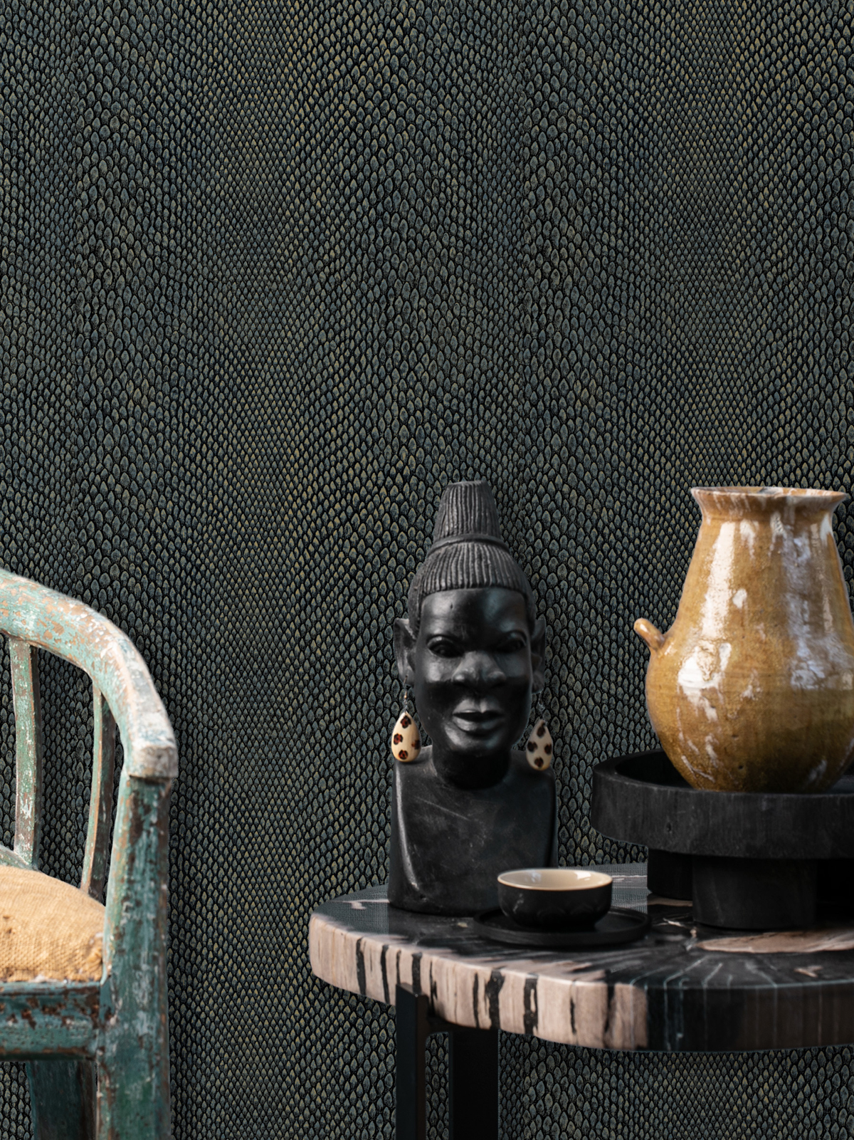 Papier peint Ecaille Reptile bleu noir doré - Shamal de Montecolino | Réf. MC-NHW1038