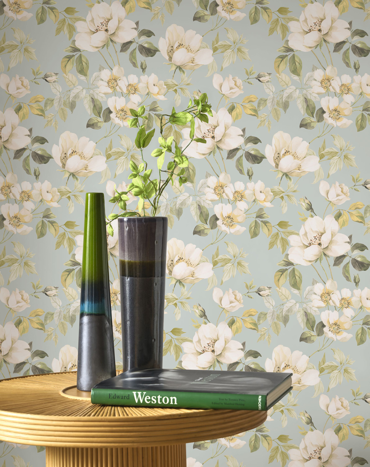 Papier peint Sous les Rosiers bleu doux - Le Beau Jardin de Casadéco | Réf. BJAR202536101