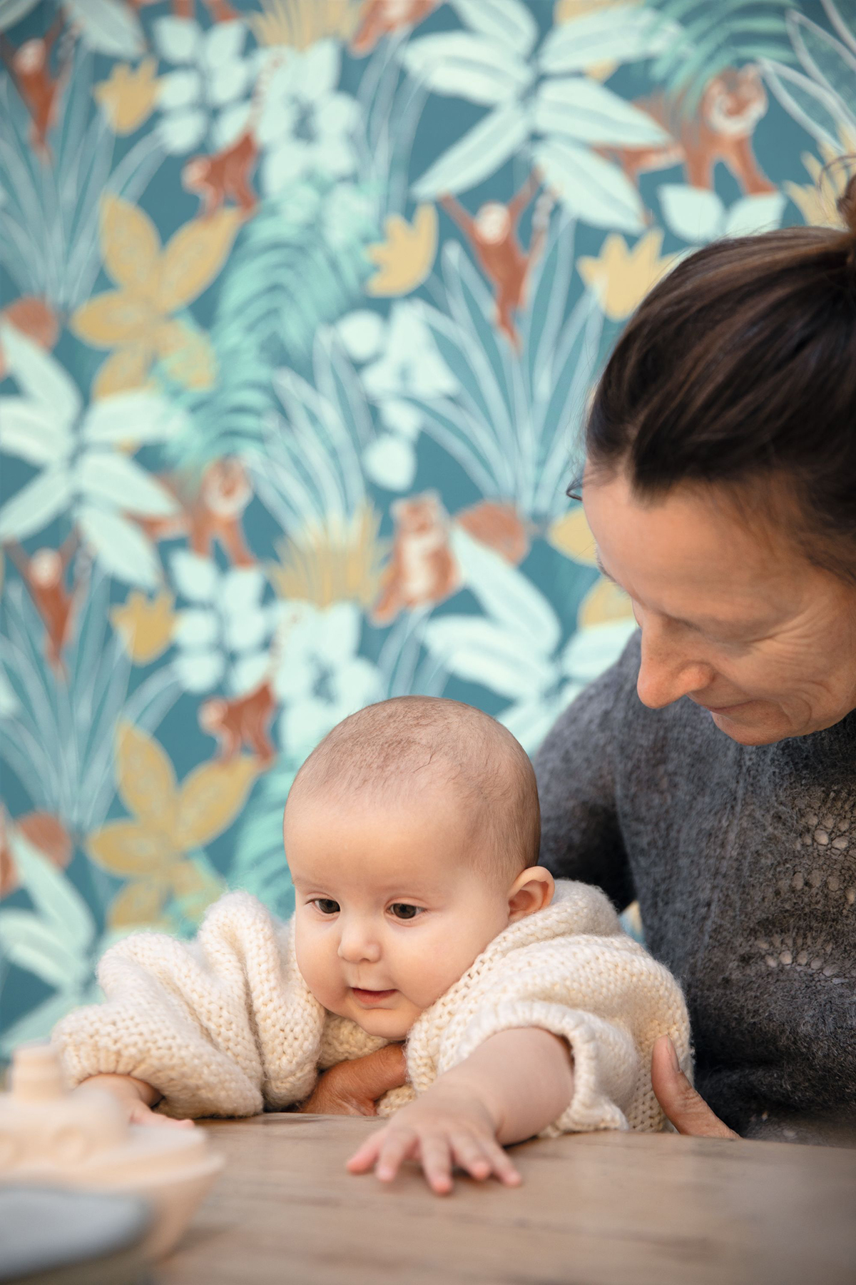 Papier peint Tropical Aventure bleu canard - L'escapade de Casélio AMB | Réf. EPA102316638